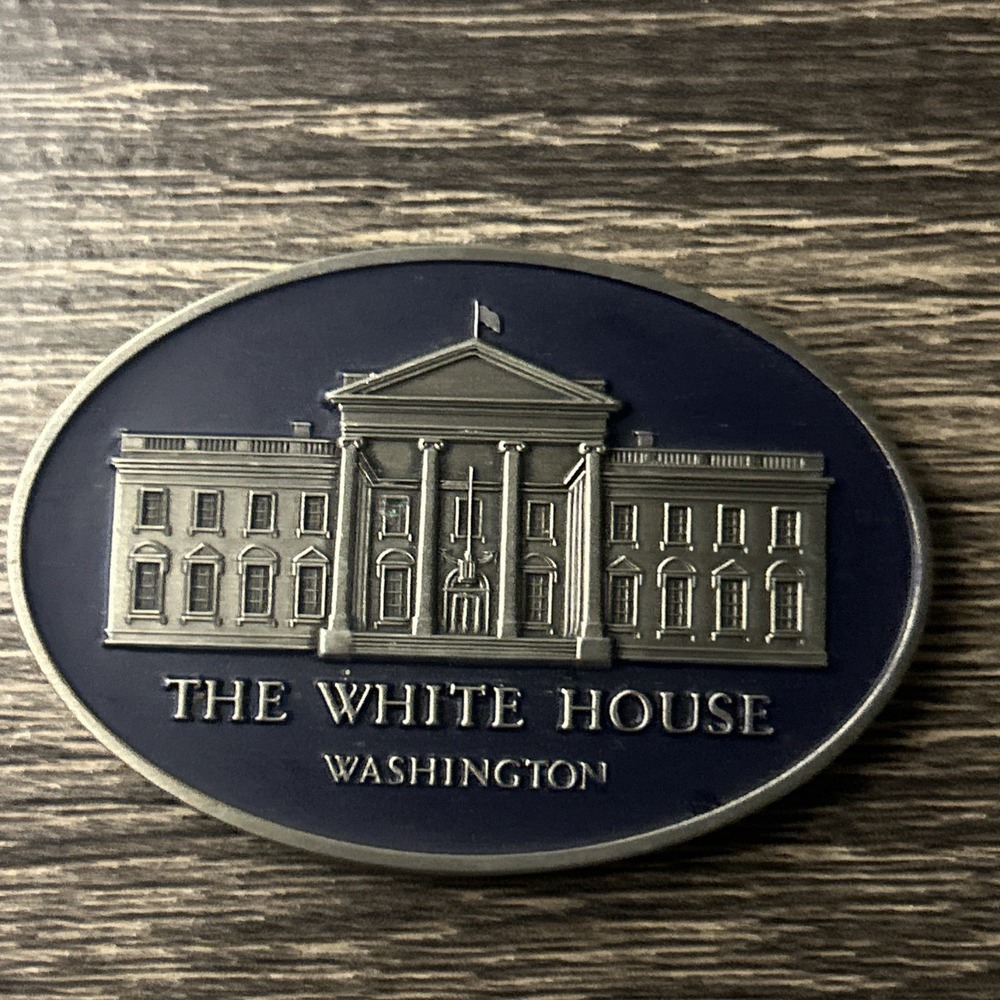 White House Embossed Blue Enamel Challenge Coin Collectible